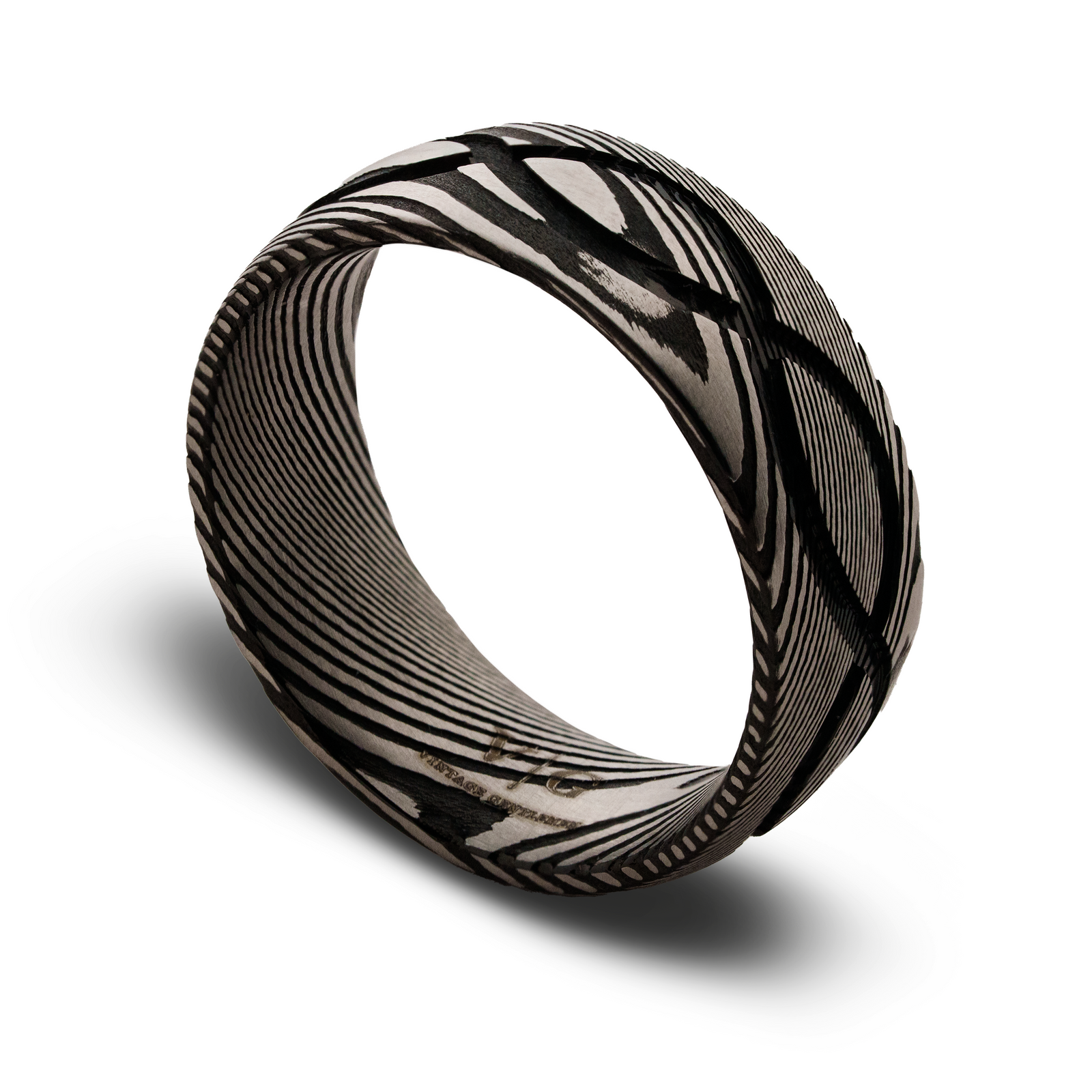 The "Labyrinth" Ring