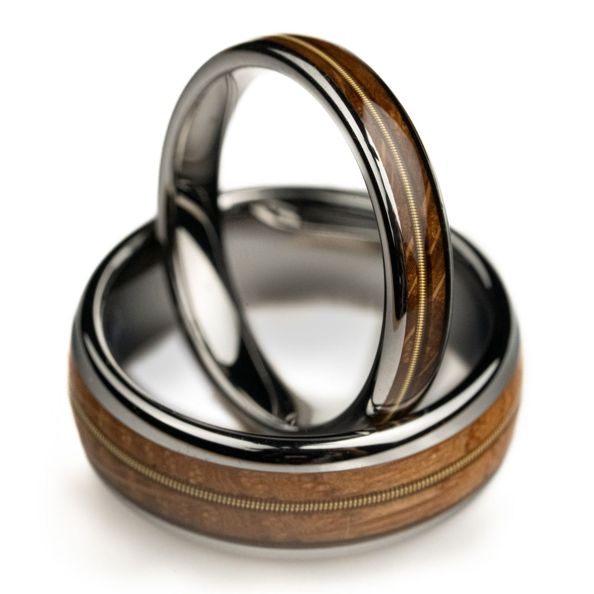 Round Carved Boyfriend Ring