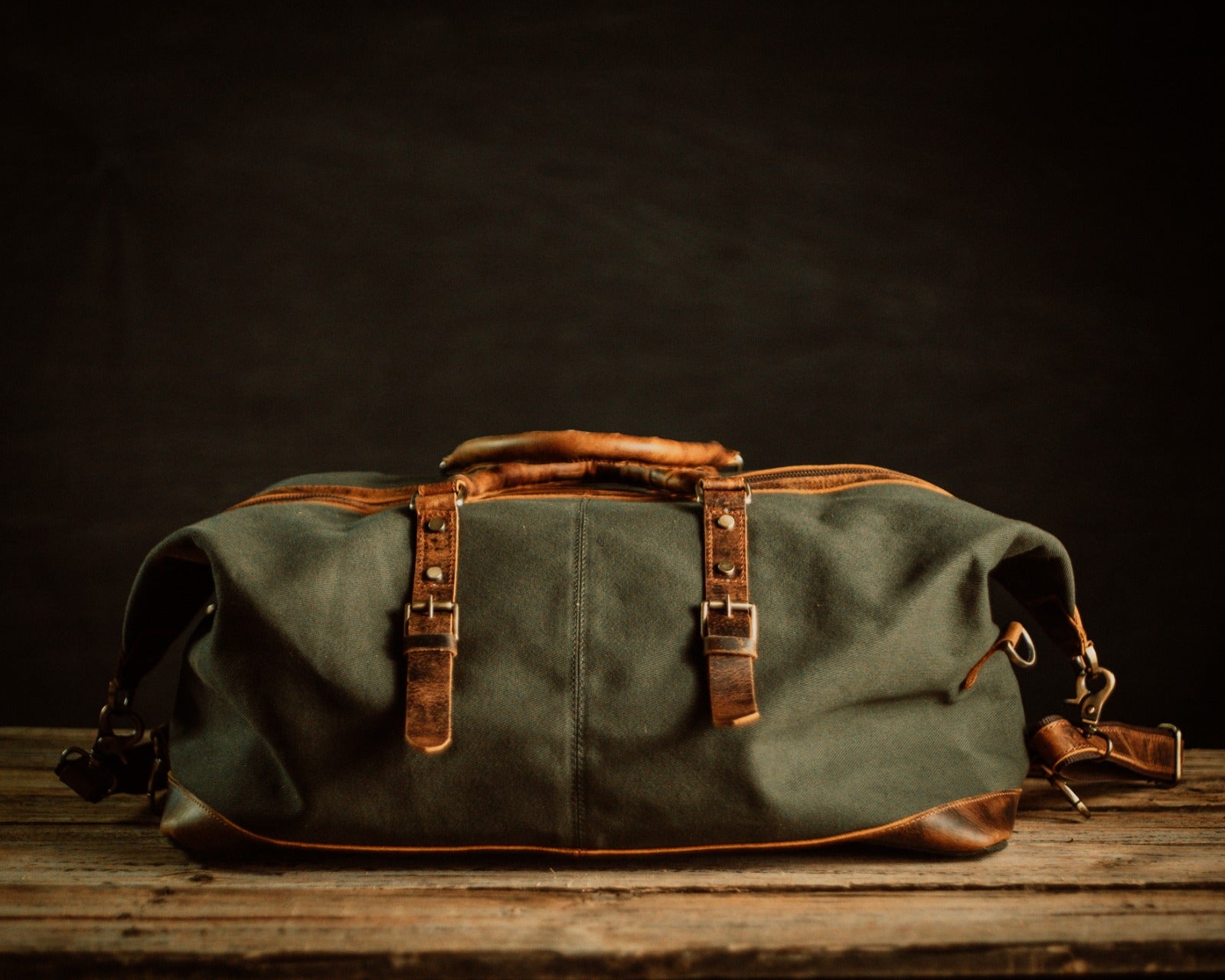 Club Duffel Bag with Leather Pockets and Ends - Steurer & Jacoby